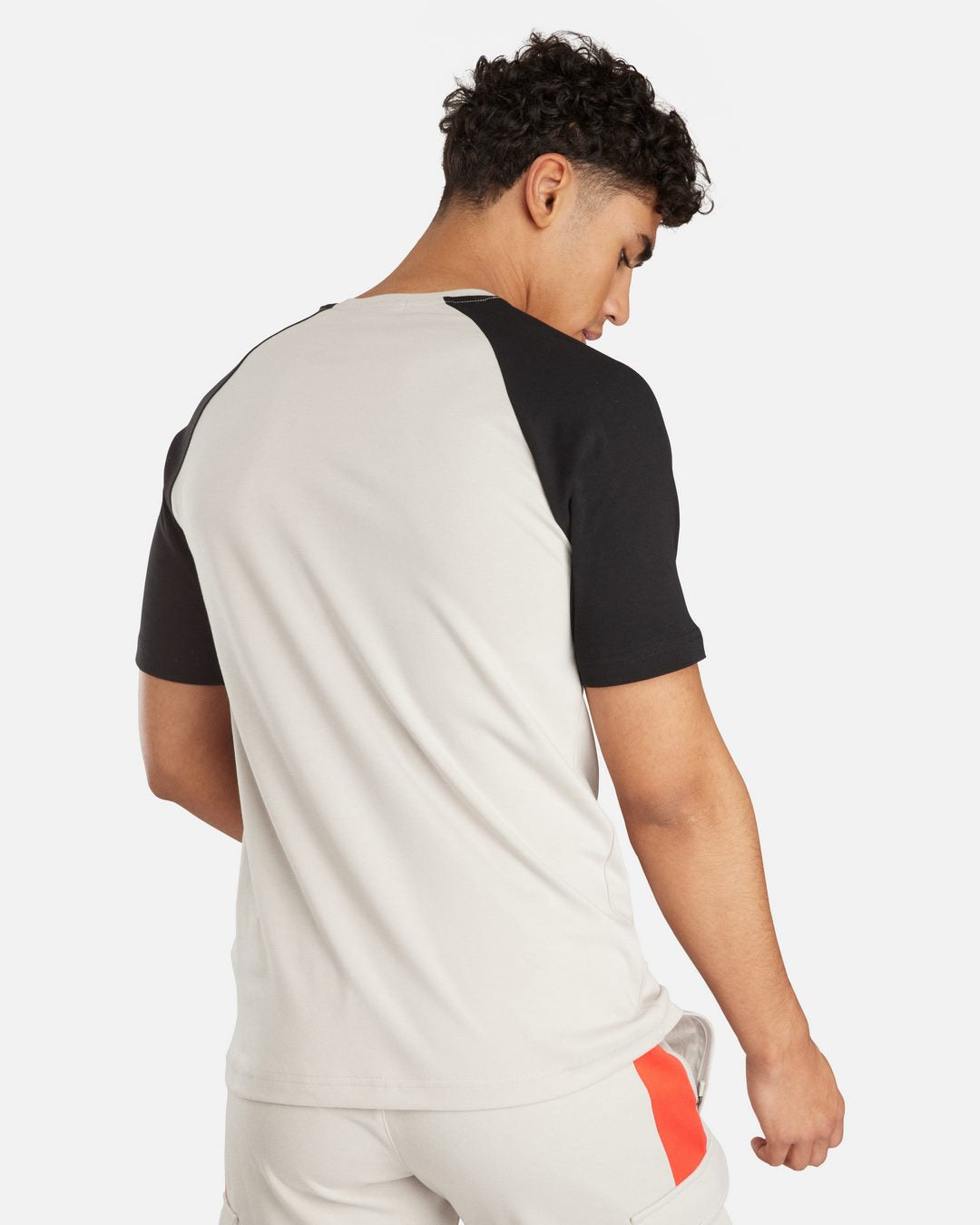 FootKorner TestingEnsemble FK Spirit - Beige/Noir/Rouge