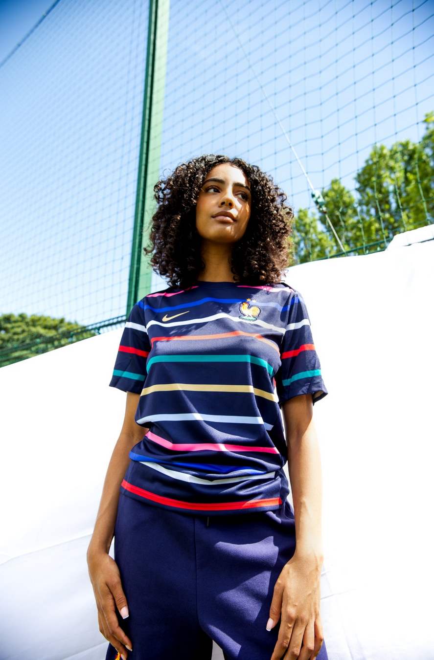 FootKorner TestingMaillot Pré-Match Equipe de France 2024 - Bleu/Rouge/Blanc