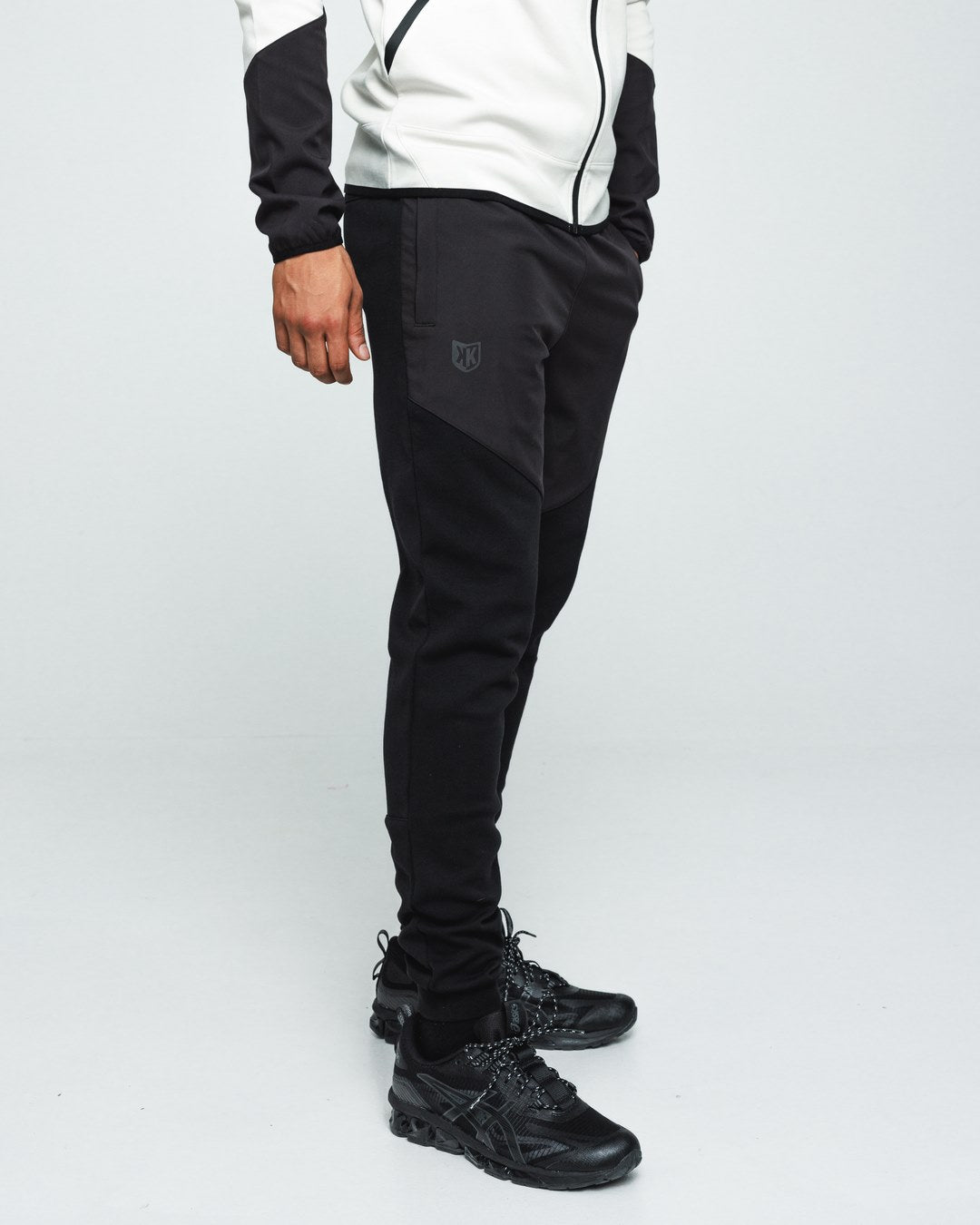 FootKorner TestingSurvêtement FK Surface - Blanc crème/Noir