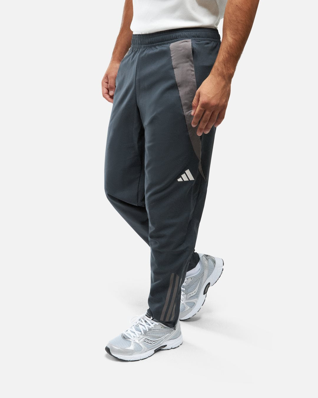 FootKorner TestingPantalon de survêtement Real Madrid 2024/2025 - Gris