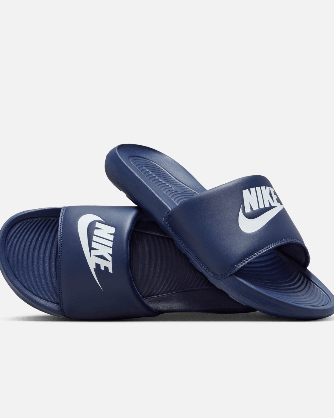 FootKorner TestingClaquettes Nike Victori One - Bleu/Blanc