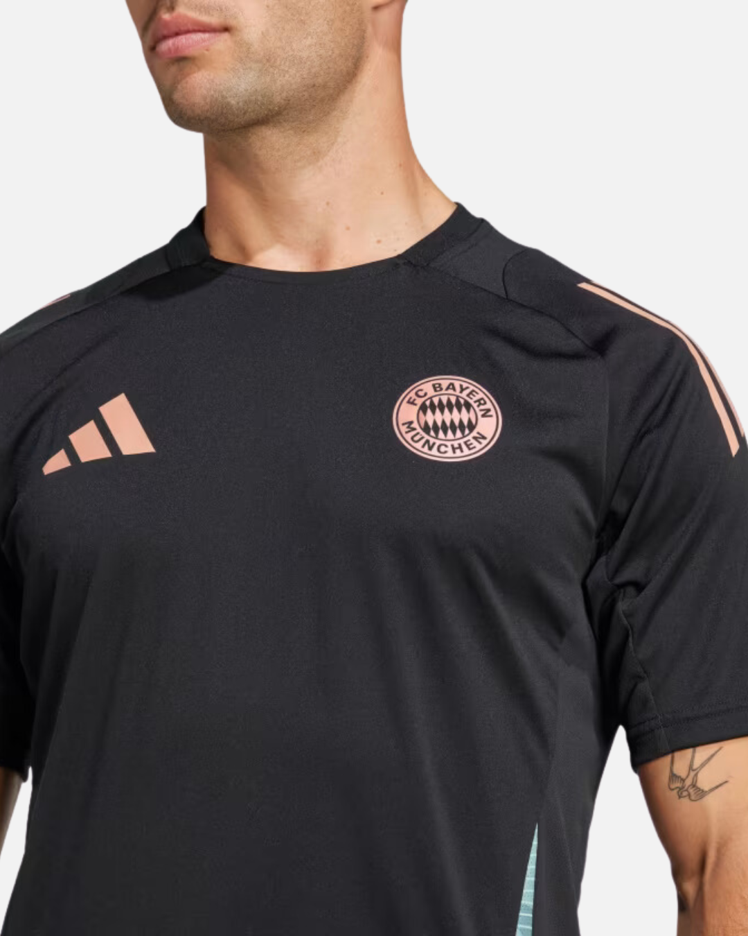FootKorner TestingMaillot d'entrainement Bayern Munich 2024/2025 - Noir