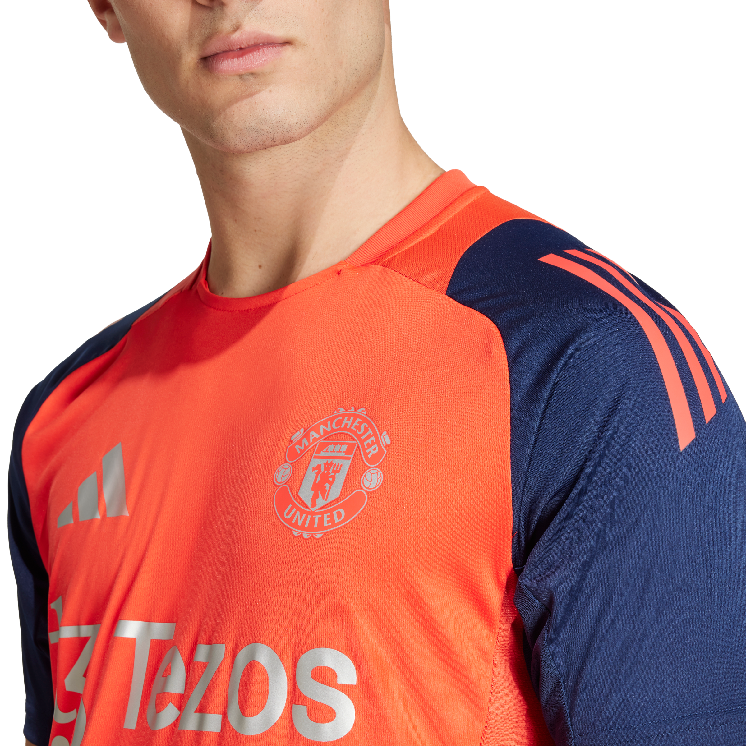FootKorner TestingMaillot d'entrainement Manchester United 2024/2025 - Orange/Bleu
