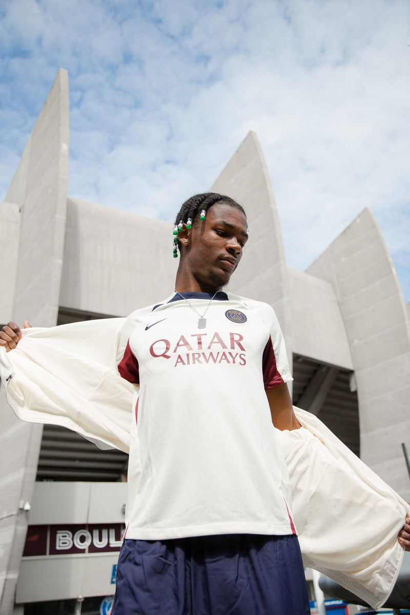 FootKorner TestingMaillot d'entrainement PSG - Beige/Rouge/Bleu
