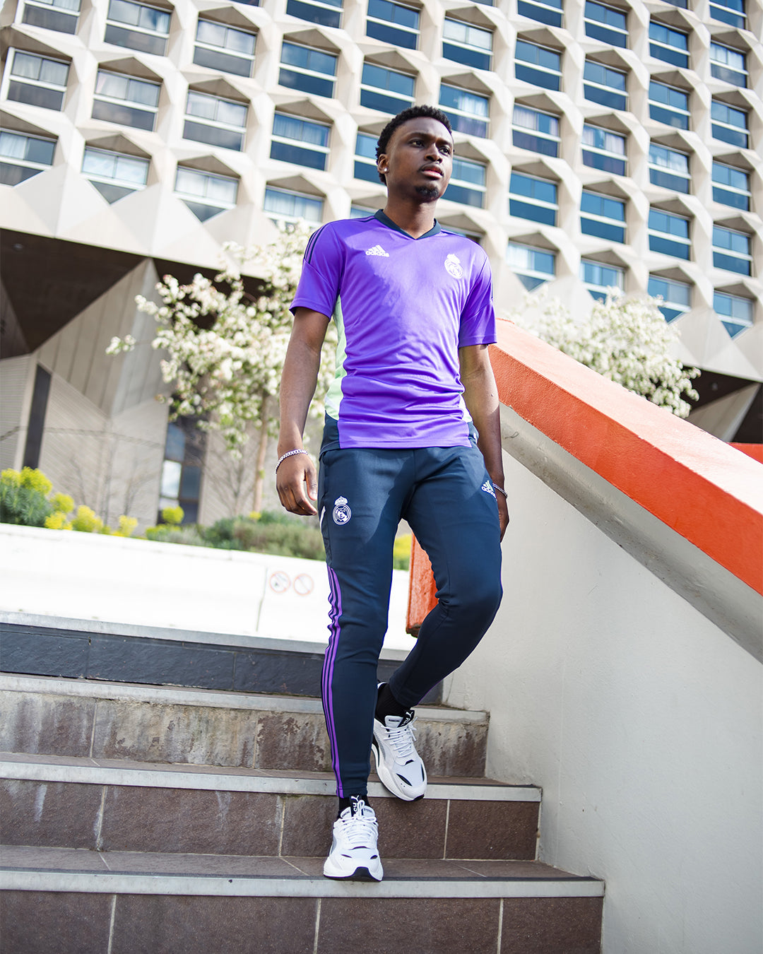 FootKorner TestingMaillot d'entrainement Real Madrid 2022/2023 - Violet/Noir