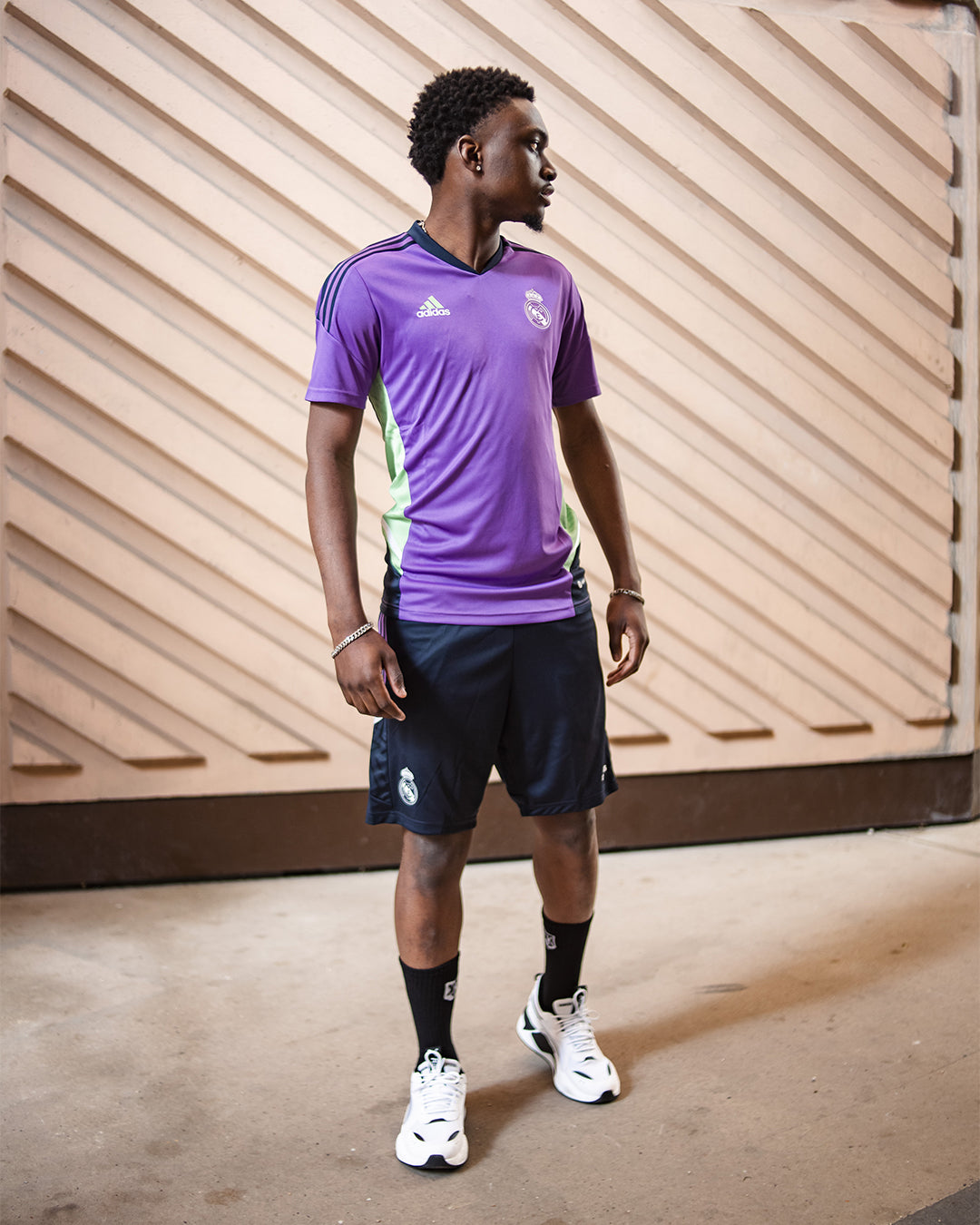 FootKorner TestingMaillot d'entrainement Real Madrid 2022/2023 - Violet/Noir