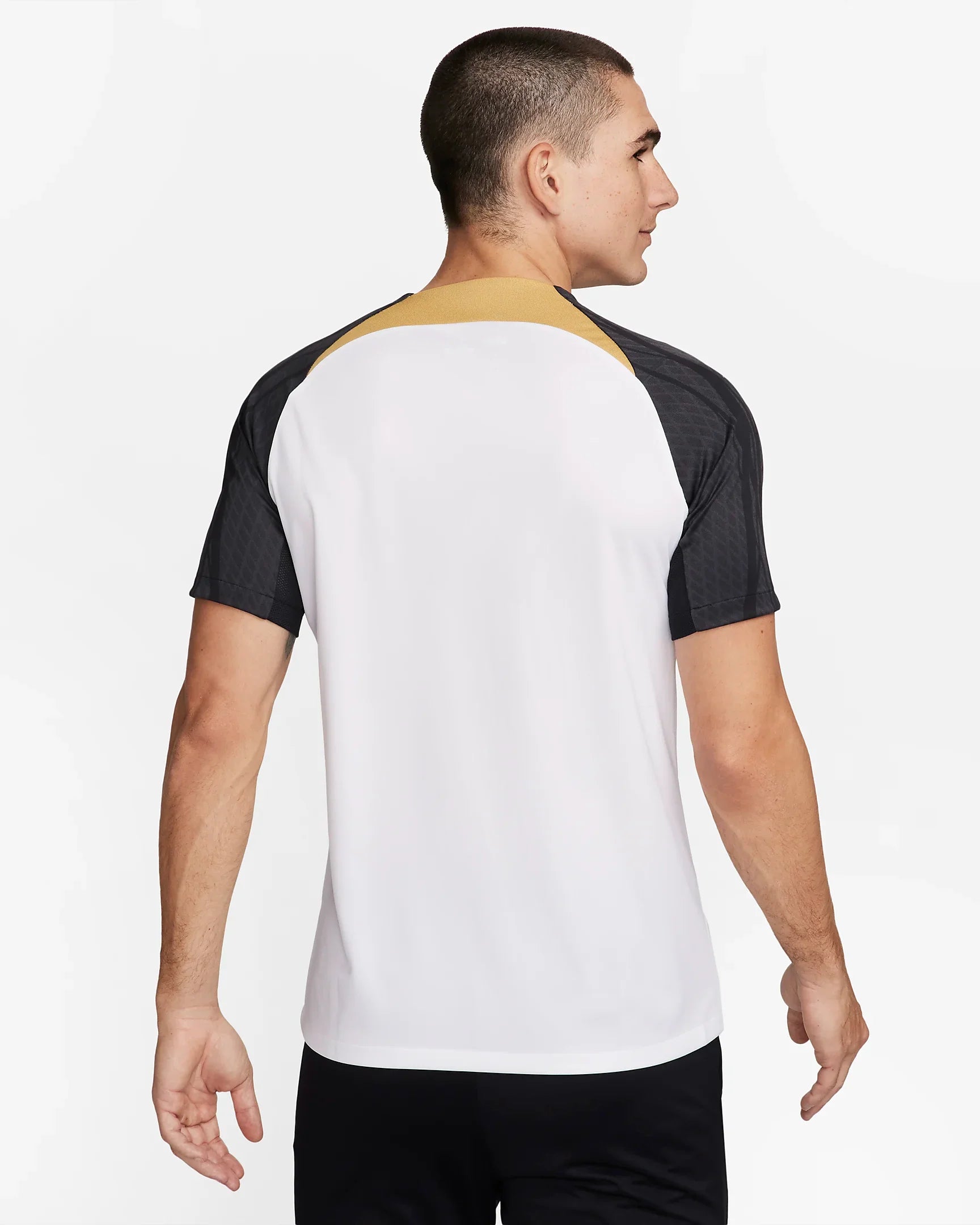 FootKorner TestingMaillot d'entrainement Chelsea - Blanc/Noir/Doré