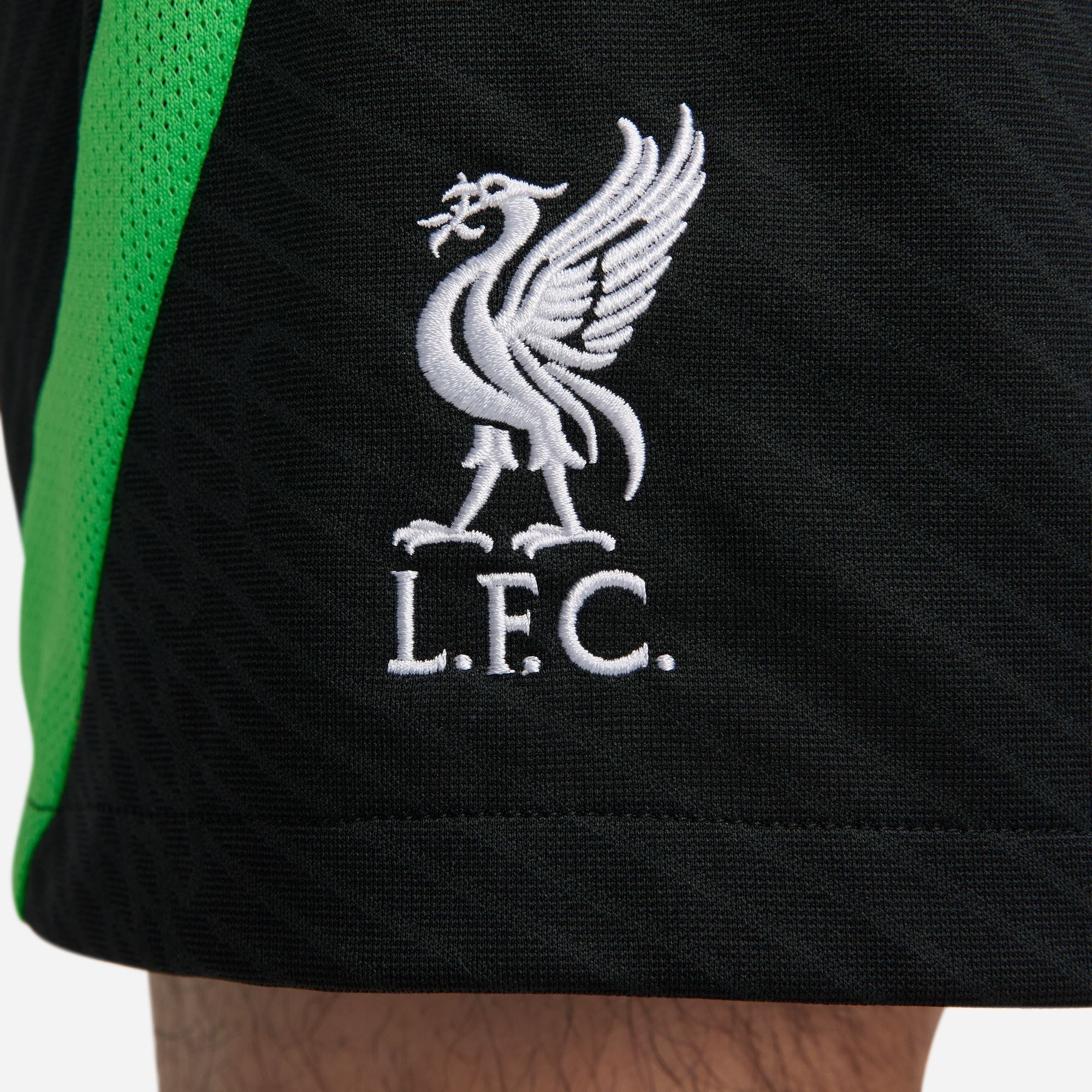 FootKorner TestingShort d'entrainement Liverpool - Noir/Vert/Blanc