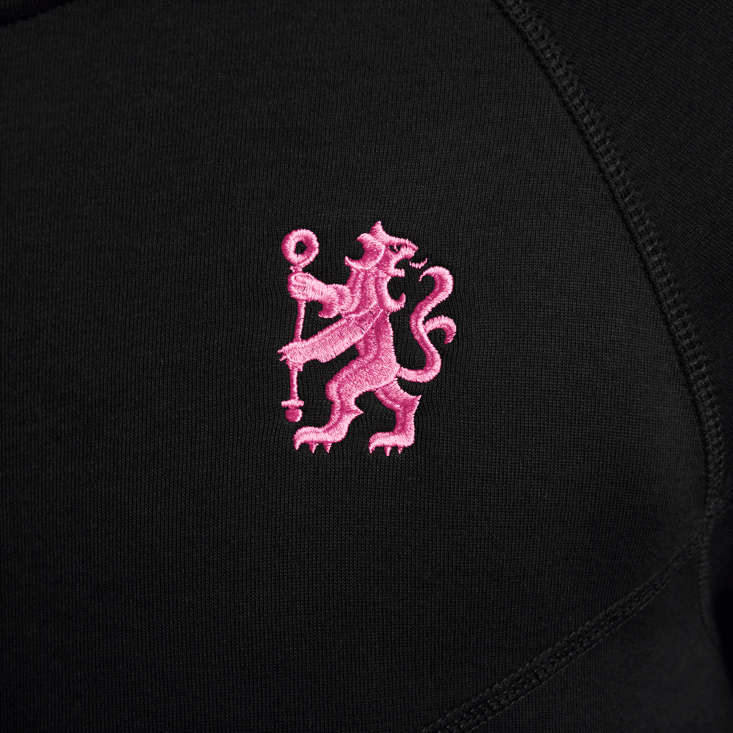 FootKorner TestingVeste Chelsea Tech Fleece 2024/2025 - Noir/Rose
