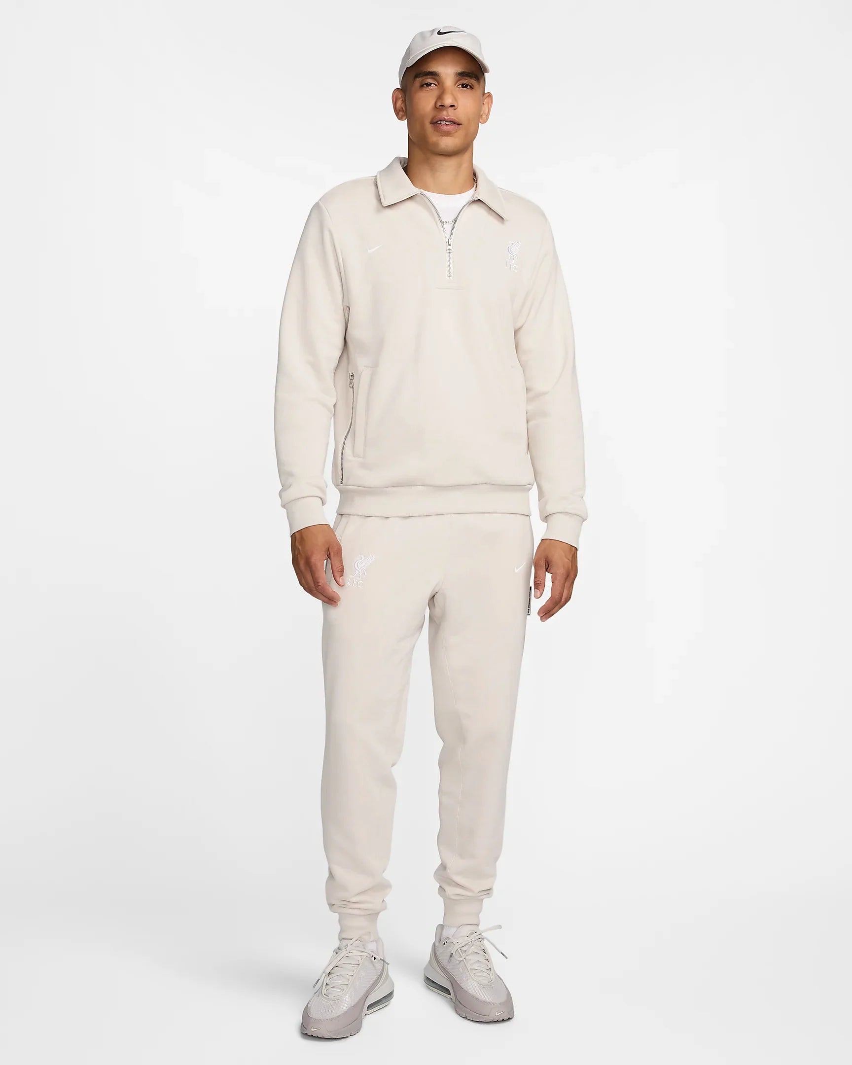 FootKorner TestingPantalon Liverpool FC Standard Issue 2024/2025 - Beige