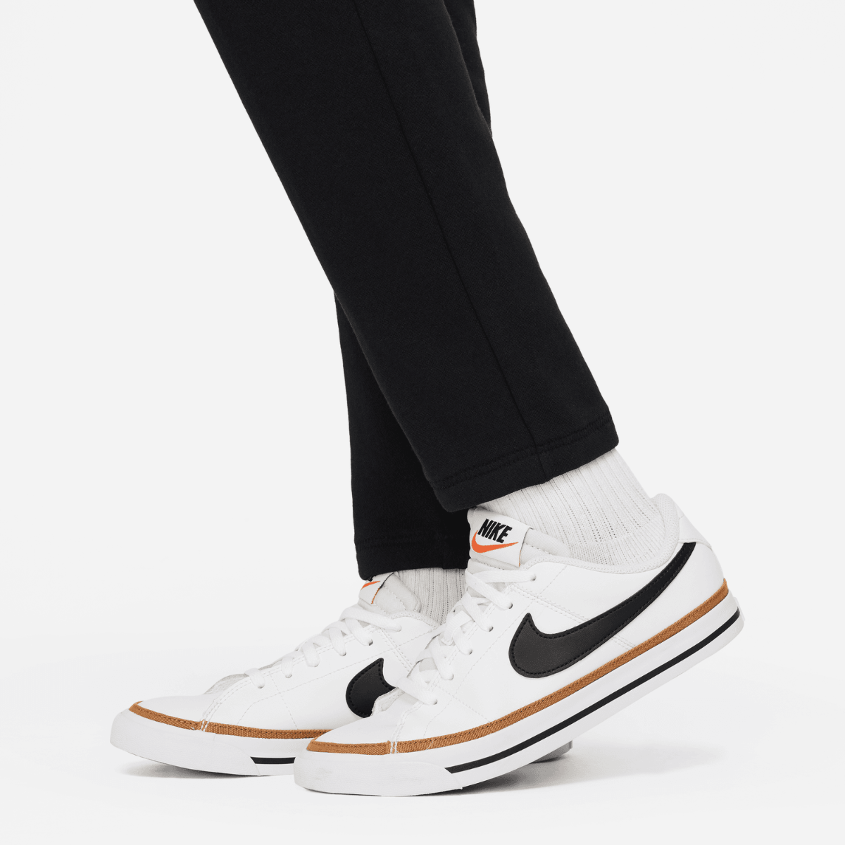 FootKorner TestingPantalon Nike Sportswear Amplify Junior - Noir/Blanc