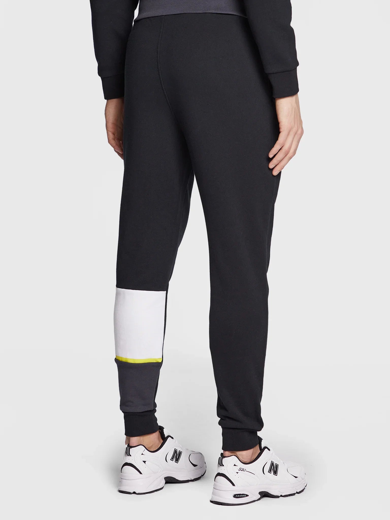 FootKorner TestingPantalon Sergio Tacchini Incastro - Noir/Blanc/Gris