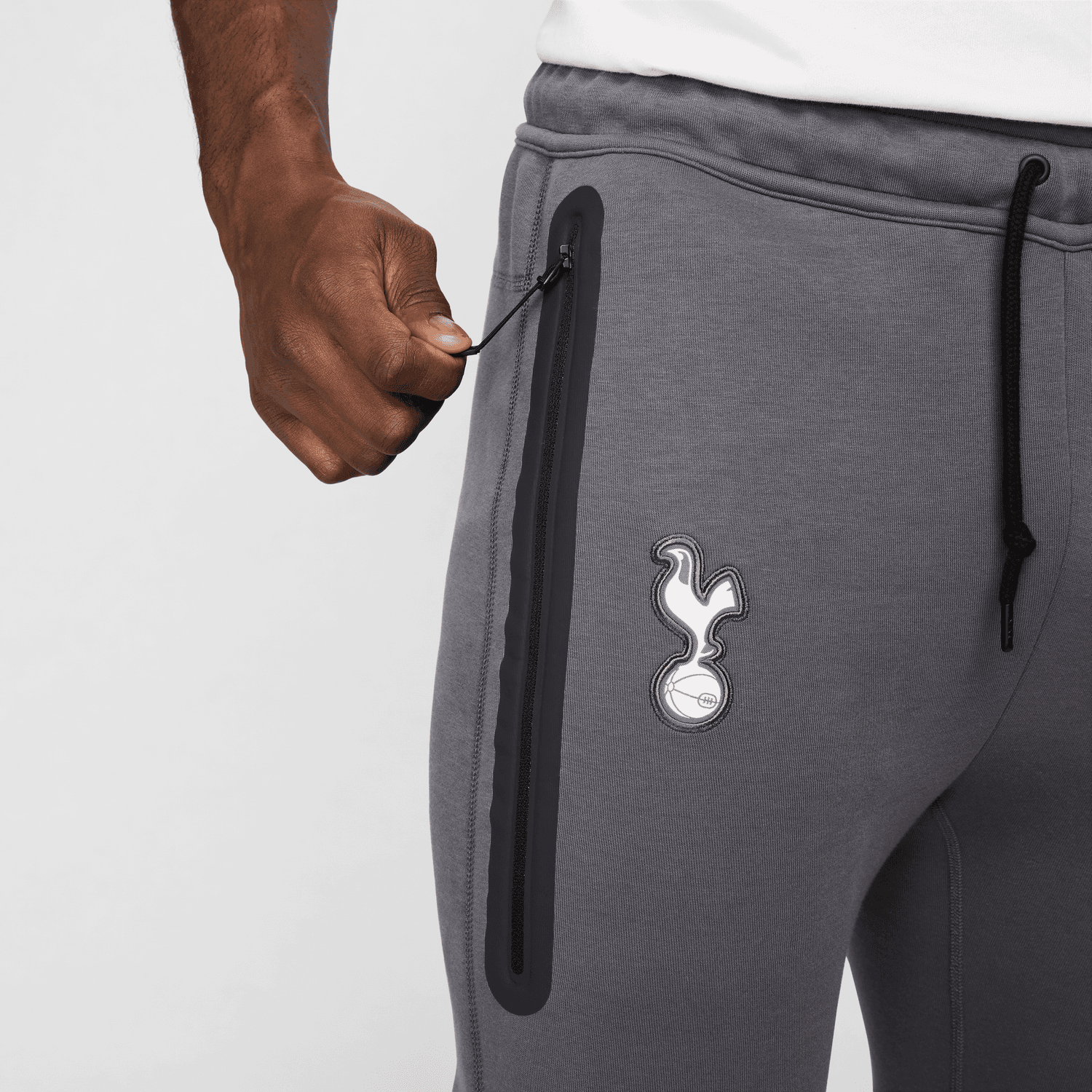 FootKorner TestingPantalon Tottenham fleece 2024/2025 - Gris/Noir