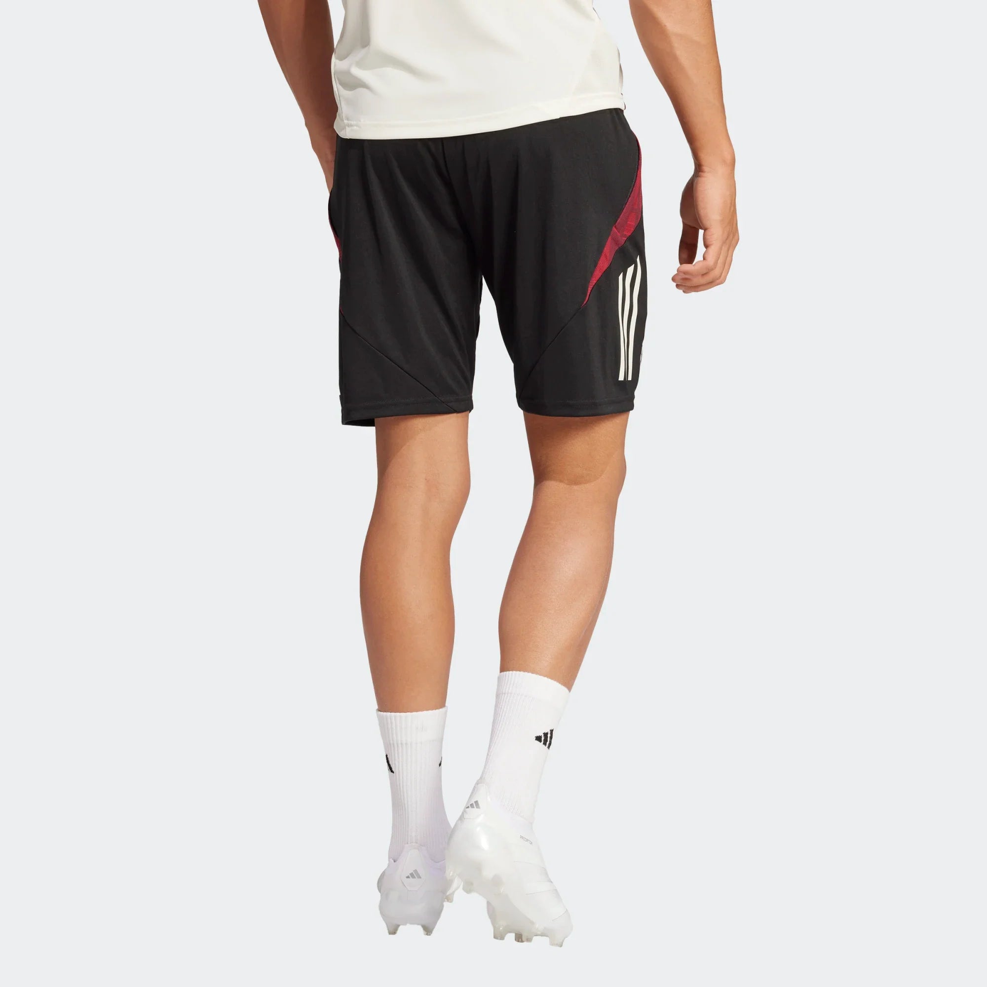 FootKorner TestingShort d'entrainement Manchester United 2024/2025 - Noir/Rouge
