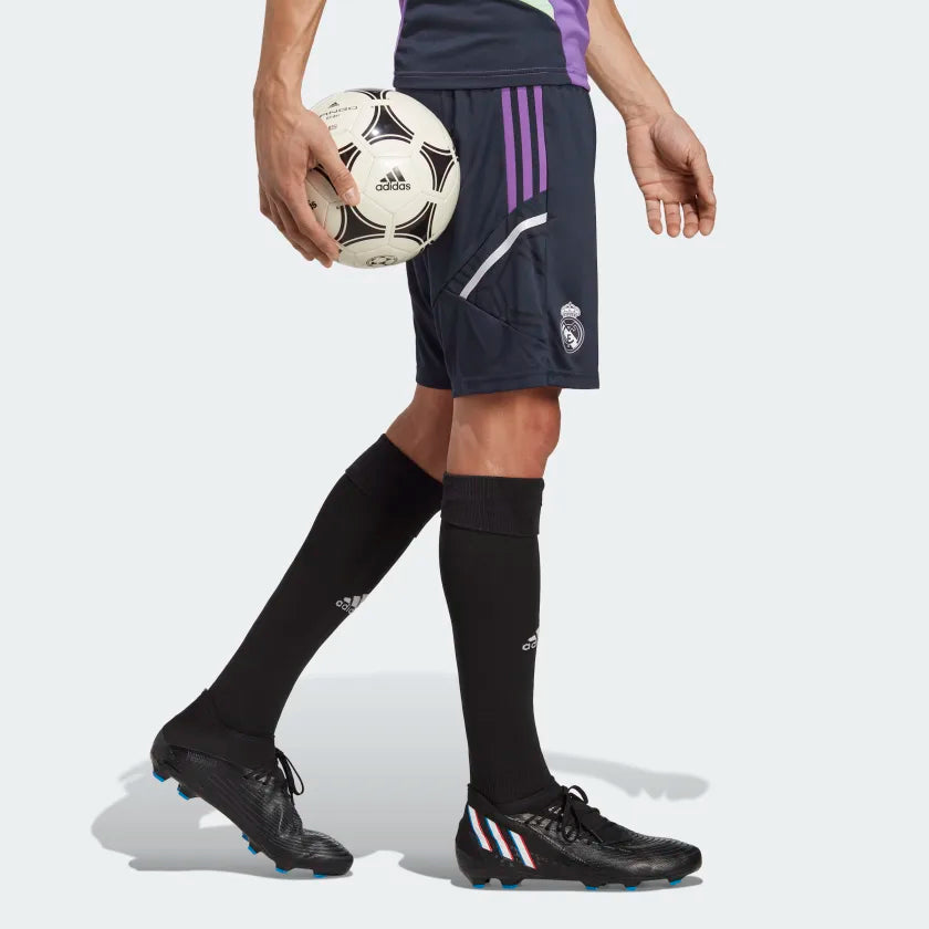 FootKorner TestingShort d'entrainement Real Madrid 2022/2023 - Noir/Violet