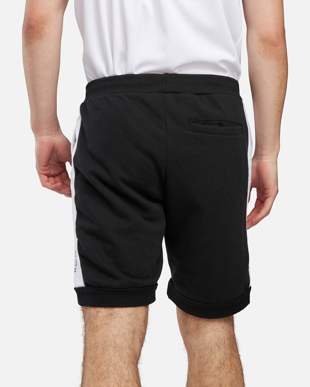 FootKorner TestingShort Sergio Tacchini Vunkan - Noir