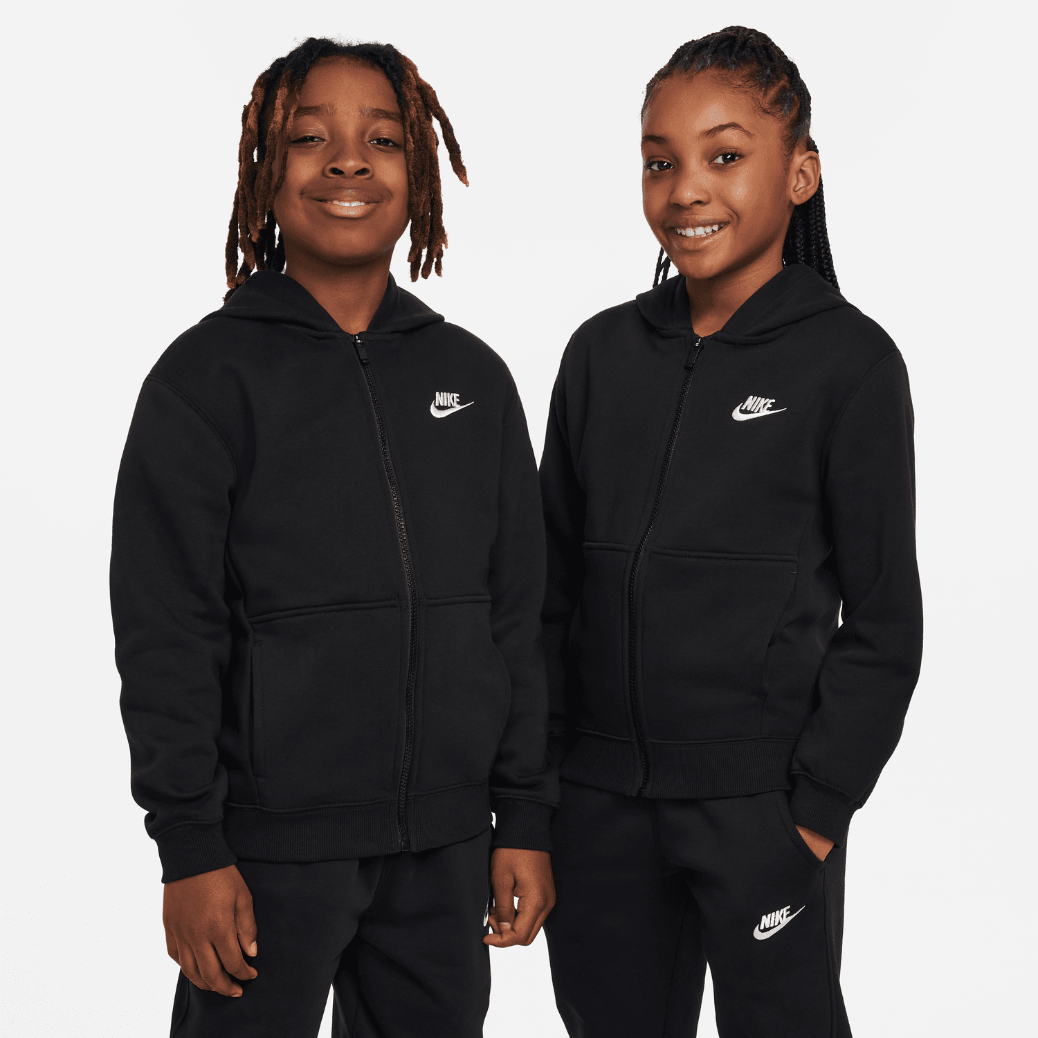 FootKorner TestingSurvêtement Nike Club Fleece Junior - Noir