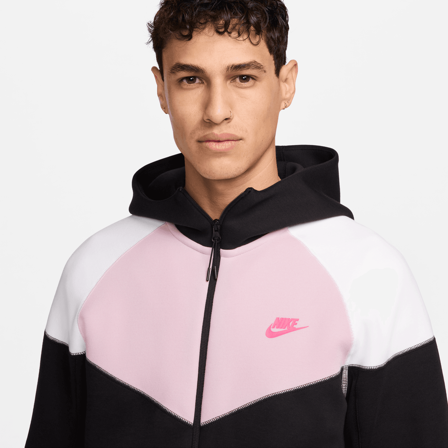 FootKorner TestingSweat Nike Tech Fleece Windrunner - Rose/Noir/Blanc