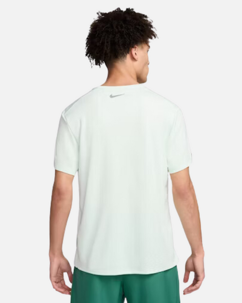 T-shirt Nike Challenger Flash - Vert pâle - FootKorner Testing