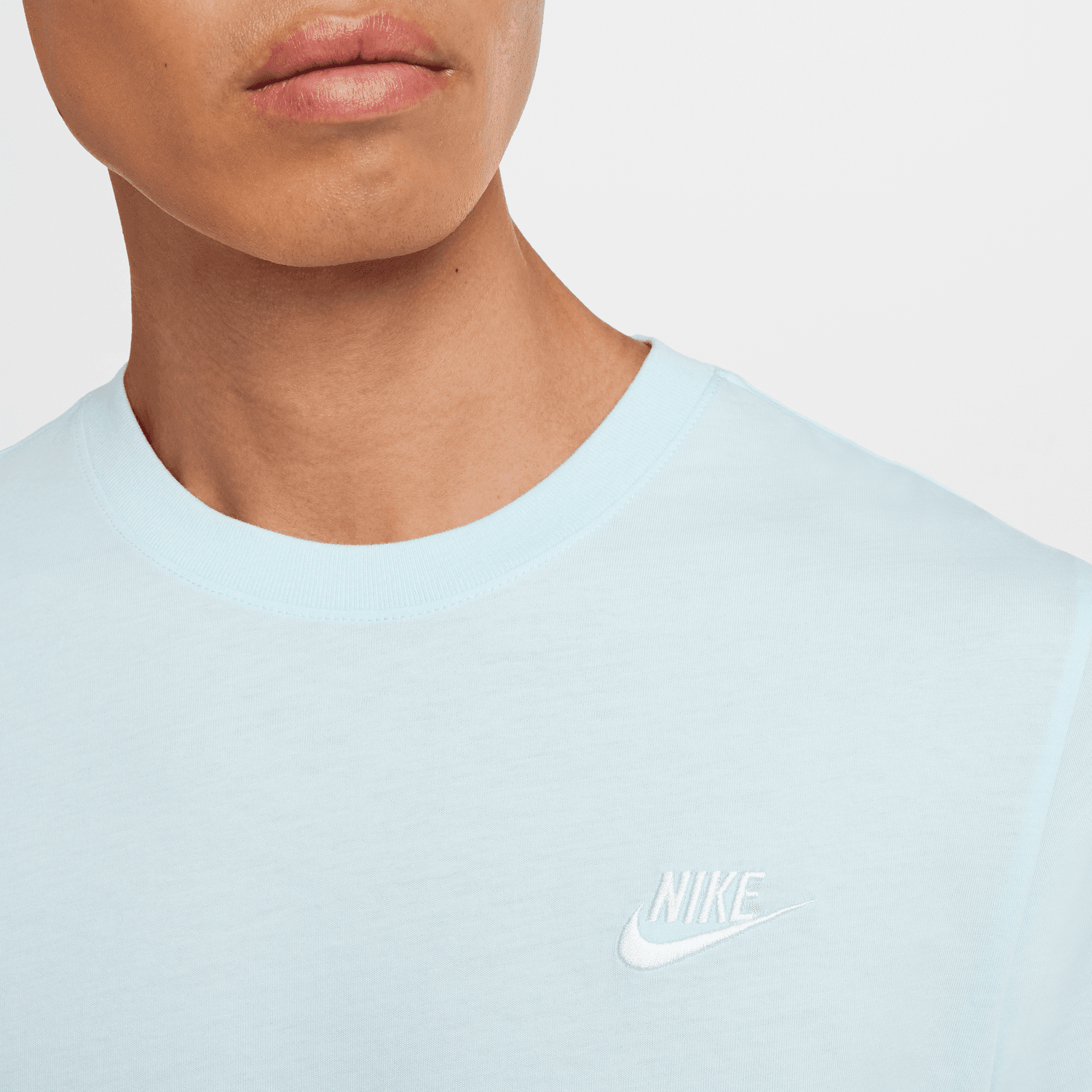 FootKorner TestingT-Shirt Nike Club - Bleu