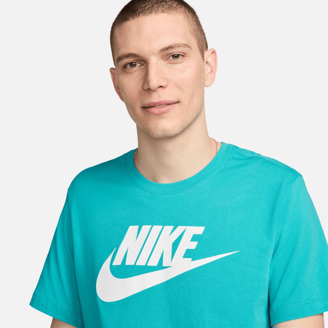 FootKorner TestingT-shirt Nike Futura Icon - Turquoise/Blanc