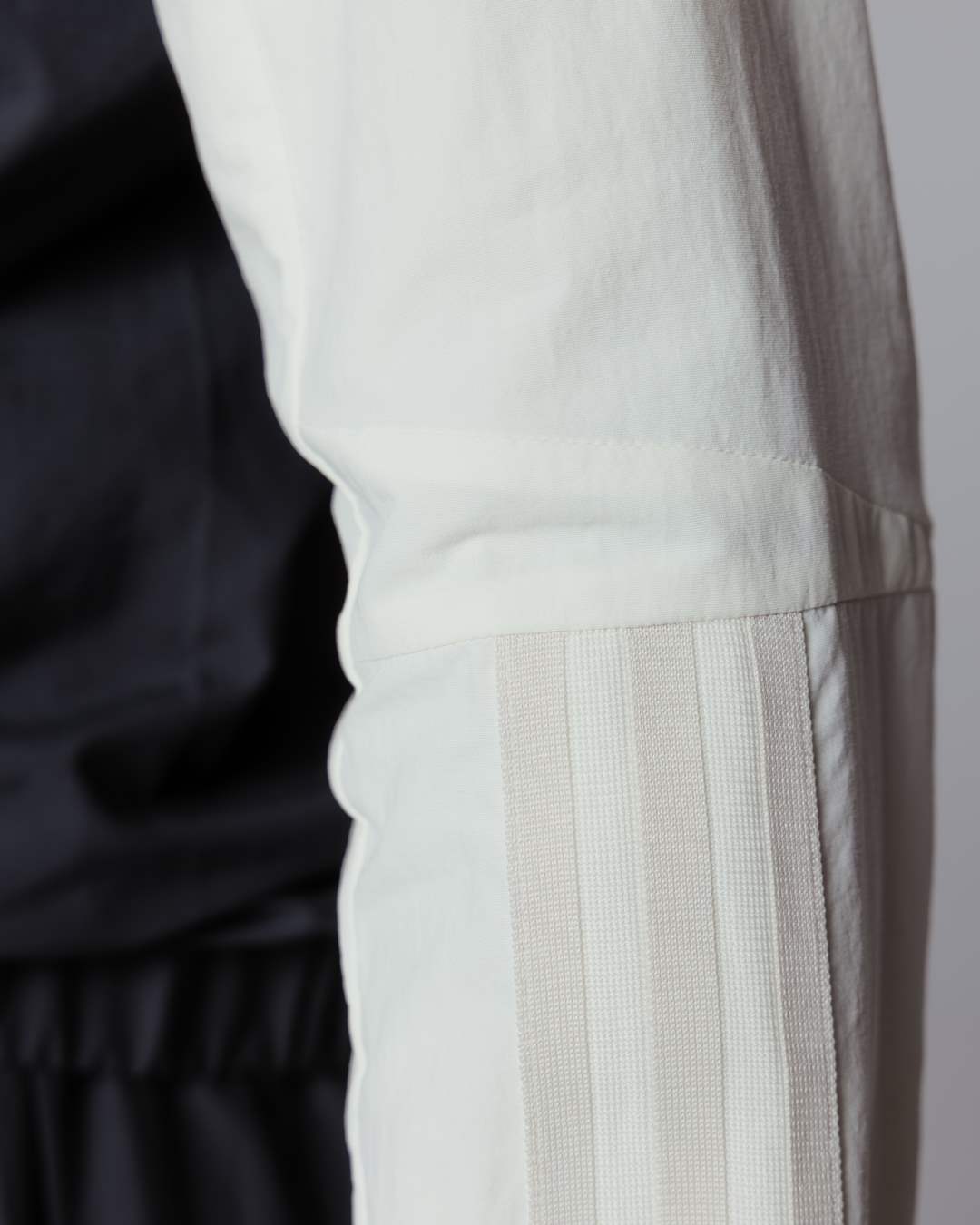 FootKorner TestingVeste de survêtement Juventus  - Gris/Blanc