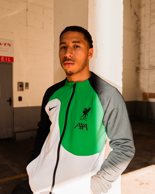 Veste Liverpool FC Academy Pro - Noir/Vert/Blanc - FootKorner Testing