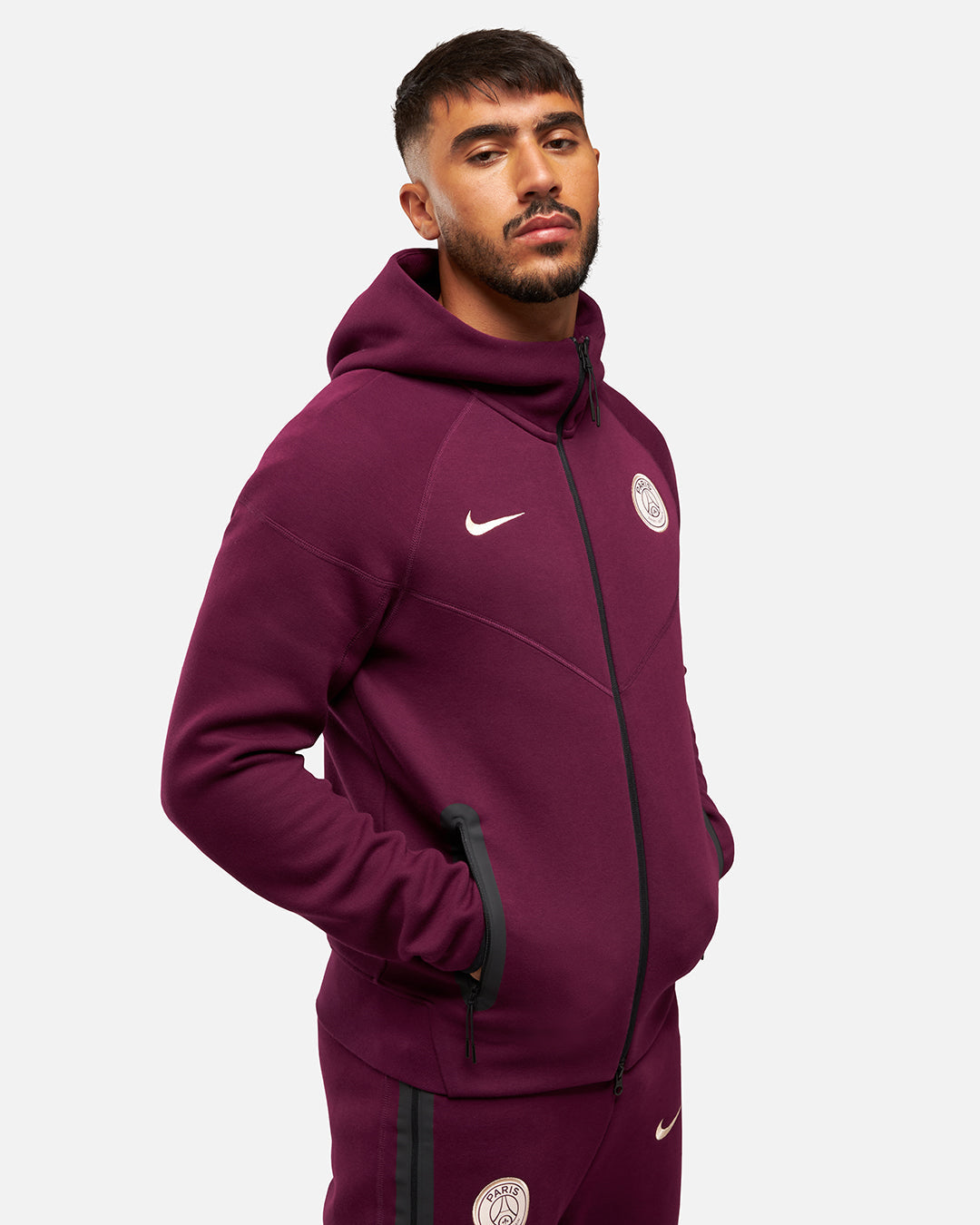 FootKorner TestingVeste PSG Tech Fleece Windrunner 2024/2025 - Bordeaux