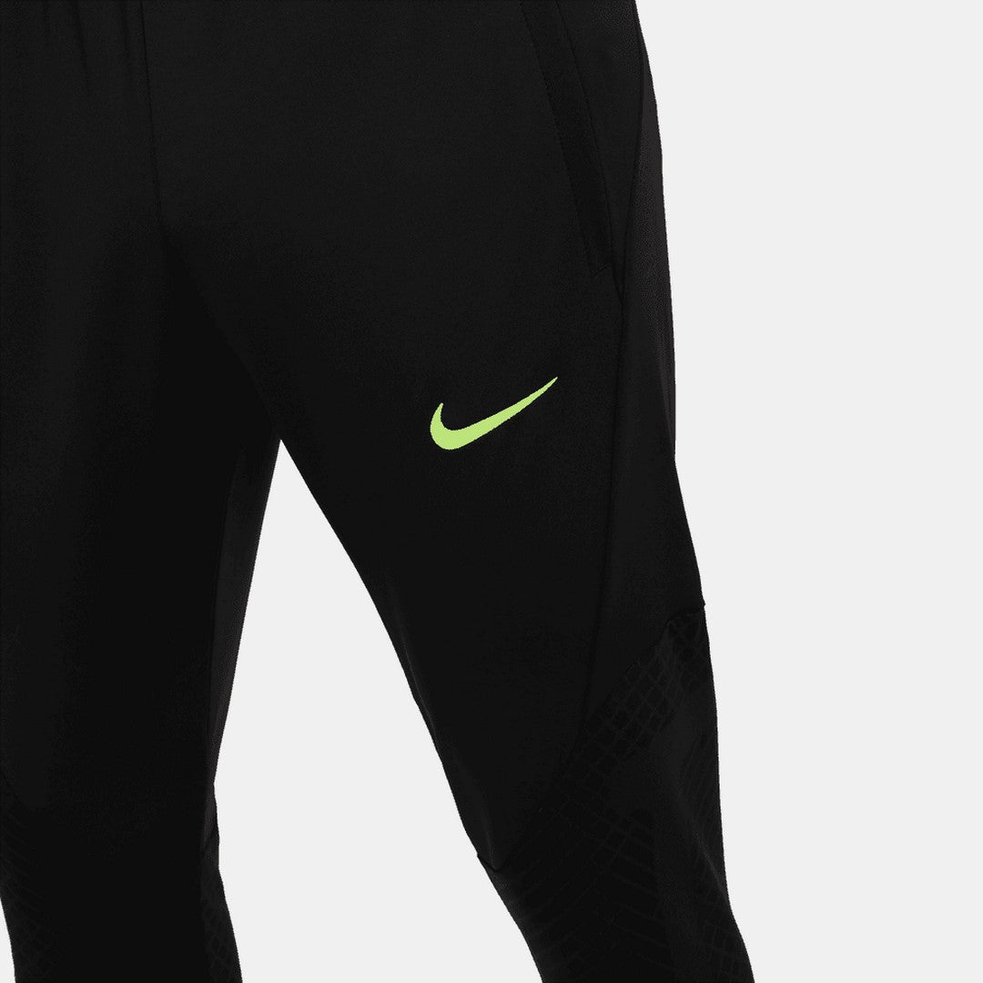 FootKorner TestingPantalon de survêtement Tottenham Hotspur Strike 2022/2023 - Noir/Jaune