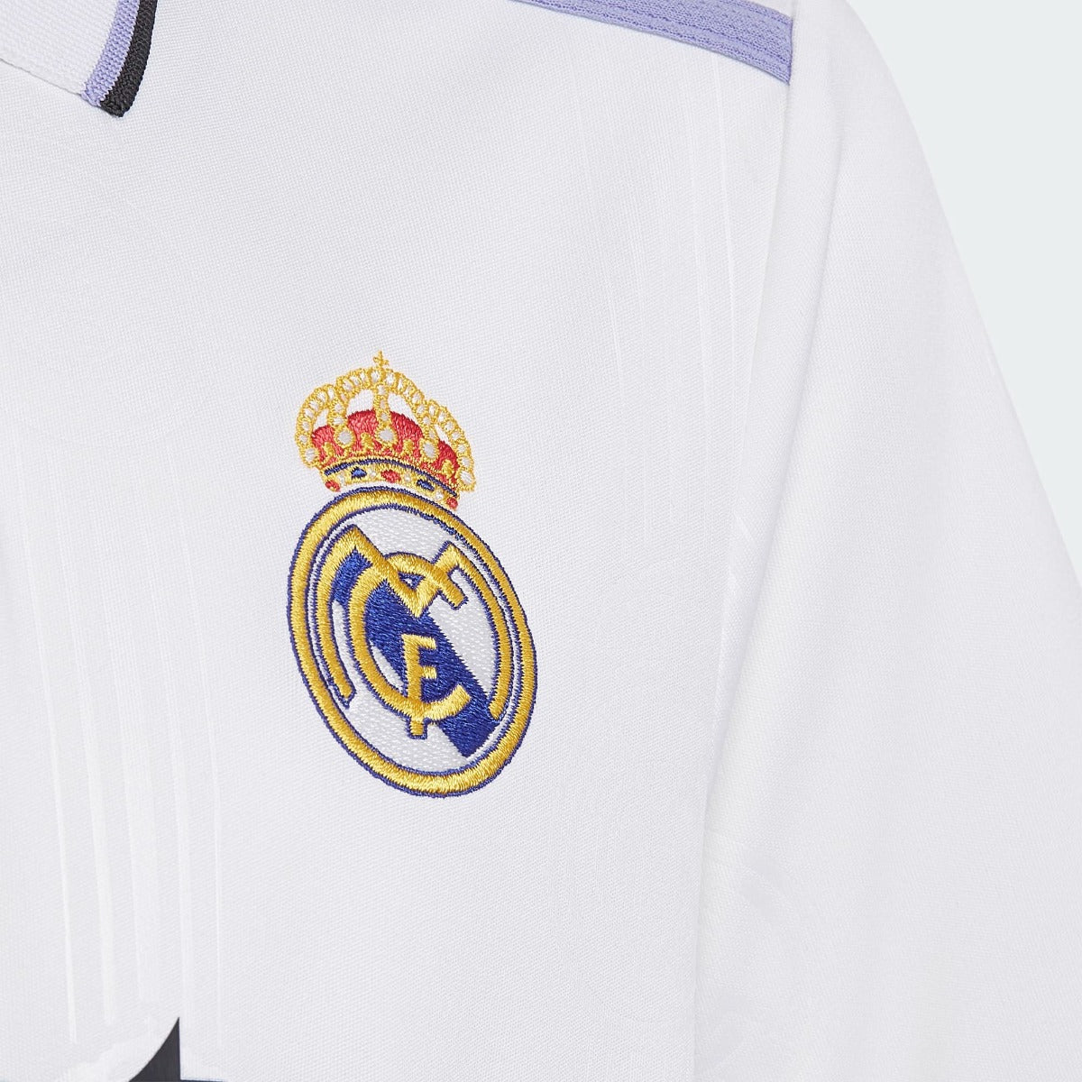 FootKorner TestingMaillot Real Madrid Domicile  Junior 2022/2023 - Blanc/Violet