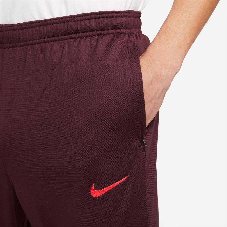 FootKorner TestingPantalon d'entrainement Liverpool Strike 2022/2023 - Bordeaux