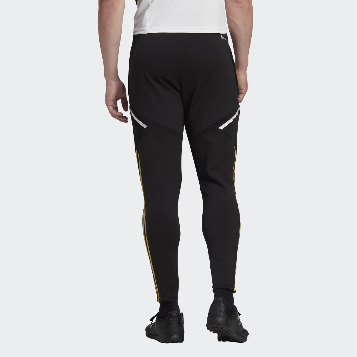 FootKorner TestingPantalon d'entrainement Juventus 2022/2023 - Noir/Blanc/Doré