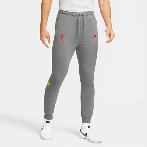 Pantalón Liverpool Travel 2021/2022 - Gris/Amarillo/Rojo - FootKorner Testing