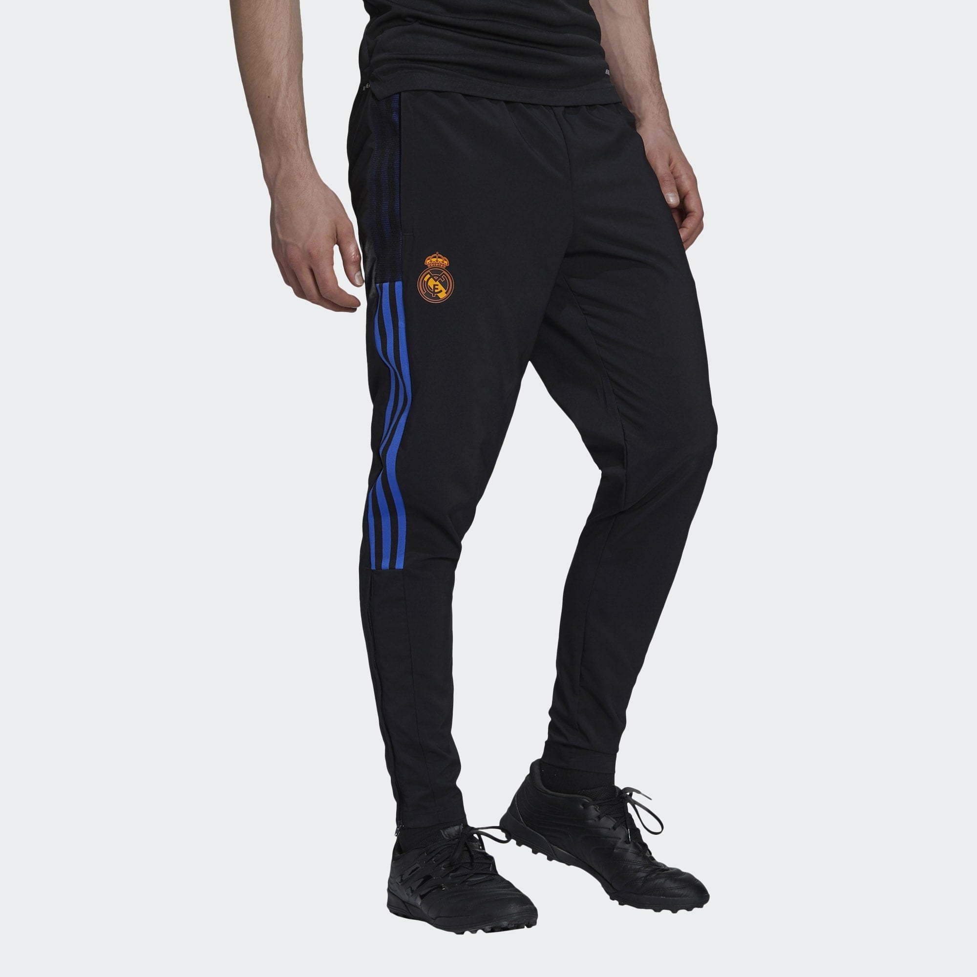 FootKorner TestingPantalon survêtement Real Madrid 2021/2022 - Noir