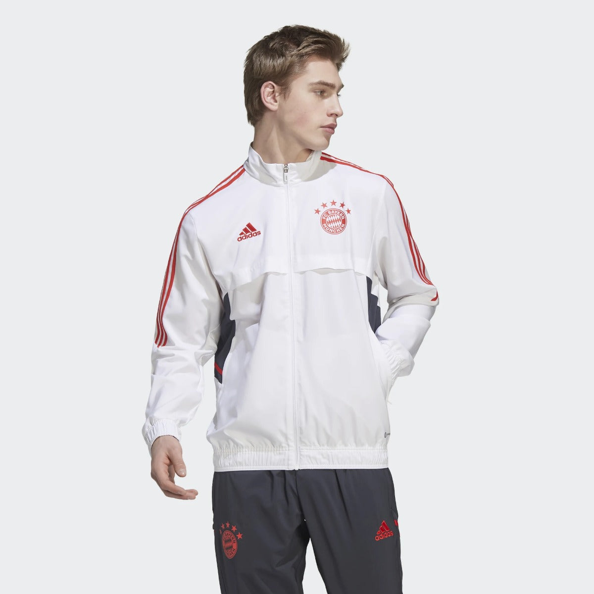 FootKorner TestingVeste de survêtement Bayern Munich 2022/2023 - Blanc/Rouge/Noir